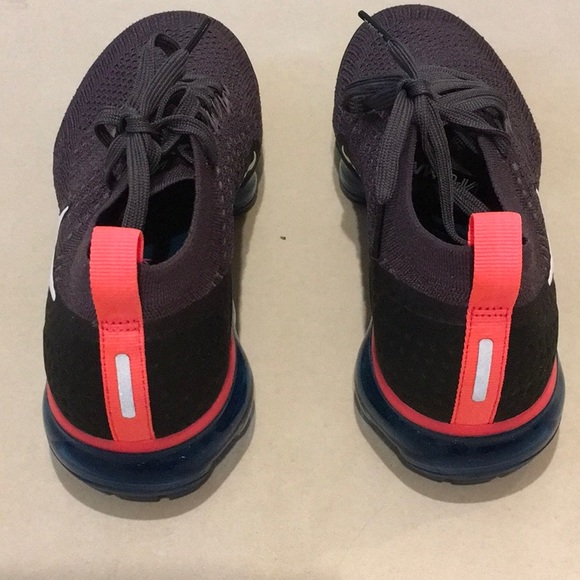 Nike Vapormax Air Flyknit 2 running shoes - Picture 3 of 4